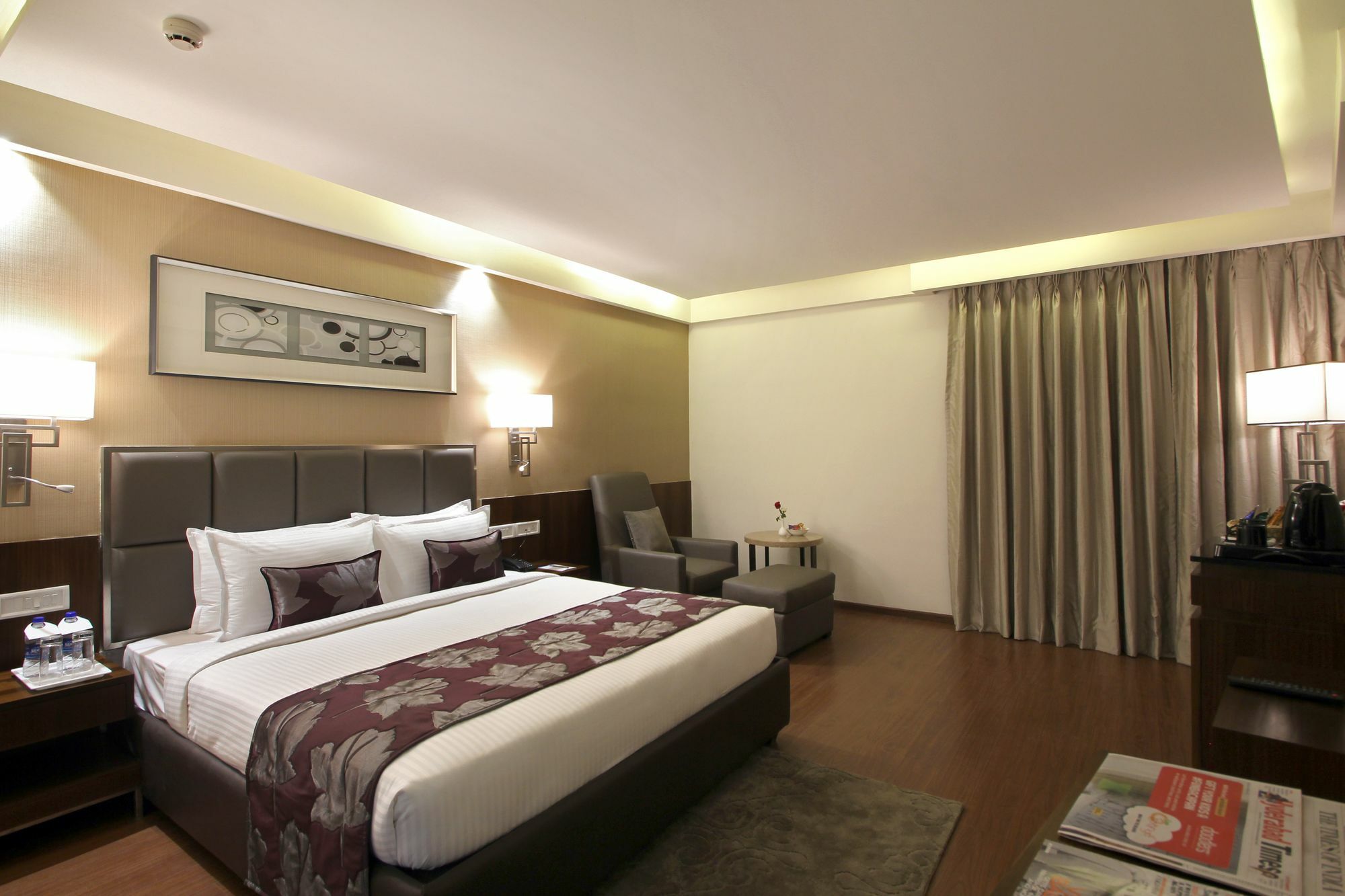 Hotel Comfotel Haiderabad Buitenkant foto
