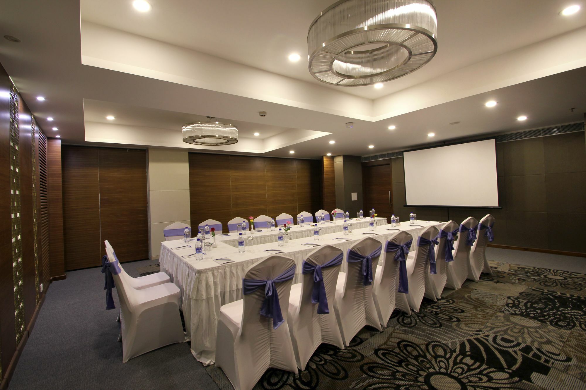 Hotel Comfotel Haiderabad Buitenkant foto