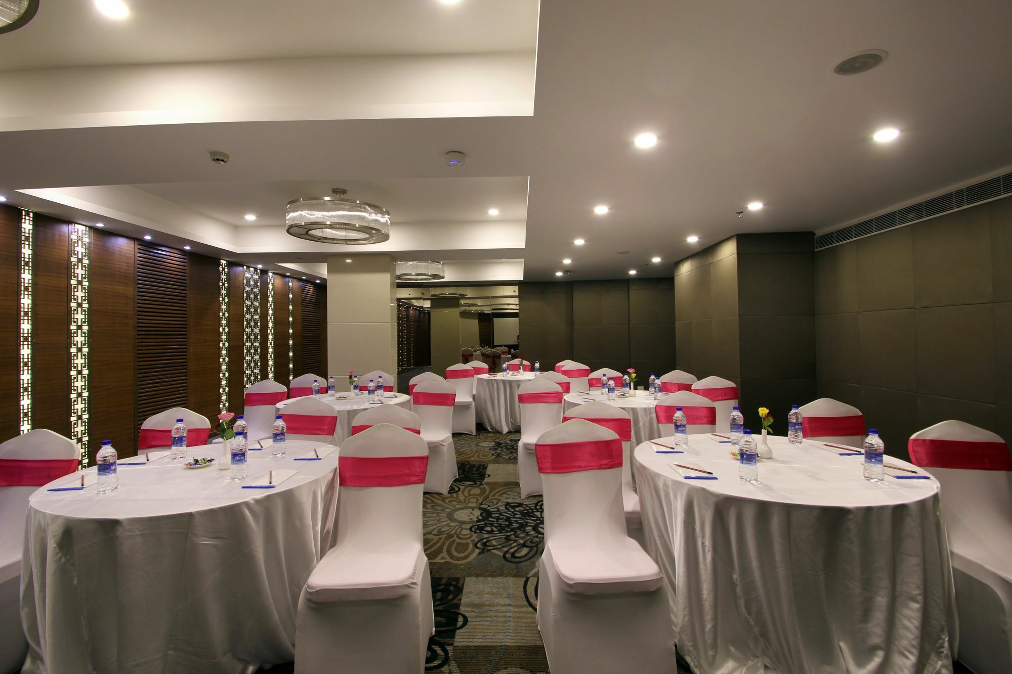Hotel Comfotel Haiderabad Buitenkant foto